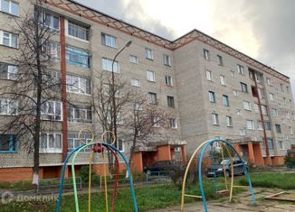 Продажа трехкомнатной квартиры, 60 м2, Дегтярск, улица Гагарина, 9