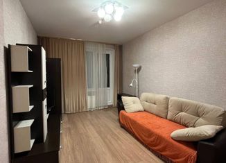 Сдаю однокомнатную квартиру, 42 м2, Мурино, Привокзальная площадь, 3к3, ЖК Эланд