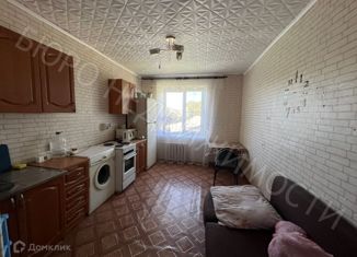 Продаю 1-комнатную квартиру, 35 м2, Балашов, Привокзальная улица, 28