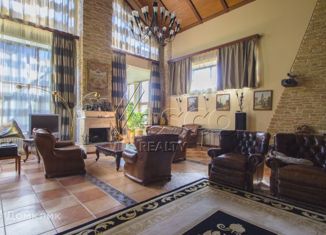 Дом на продажу, 1300 м2, деревня Поздняково