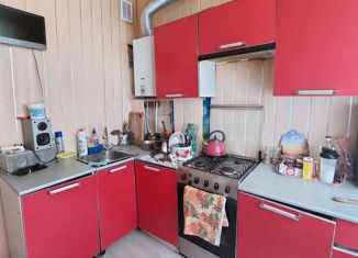 Продаю 2-ком. квартиру, 55.5 м2, Великий Новгород, улица Радистов, 21