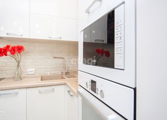 Продам 3-ком. квартиру, 78 м2, Тюмень, Кремлёвская улица, 112к4, ЖК Плеханово