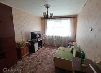 Продается двухкомнатная квартира, 43.8 м2, Свердловская область, улица Щорса, 22