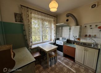 Продаю однокомнатную квартиру, 30.6 м2, Боровичи, проезд Титова, 5А