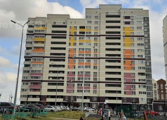 Продаю 2-комнатную квартиру, 63.9 м2, Ижевск, улица Архитектора П.П. Берша, 4, Восточный жилой район