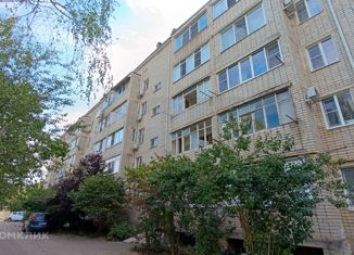 Продажа 2-комнатной квартиры, 50.8 м2, Горячий Ключ, улица Ленина, 207