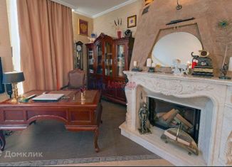 Продаю 3-ком. квартиру, 123.7 м2, Санкт-Петербург, Крестовский проспект, 26, метро Крестовский остров