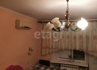 Продается 2-ком. квартира, 43 м2, Москва, улица Паршина, 25к2, улица Паршина