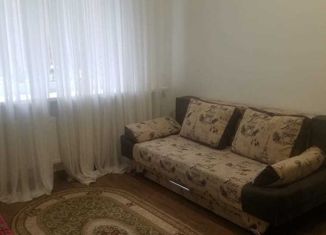 Сдаю в аренду 1-ком. квартиру, 35 м2, деревня Кудрово, Областная улица, 1