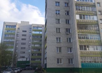 Продается 2-комнатная квартира, 50 м2, Курган, улица Карбышева, 54