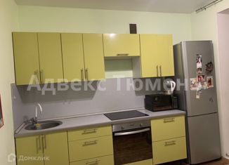 Продам однокомнатную квартиру, 36 м2, Тюмень, улица Мельникайте, 142, Калининский округ