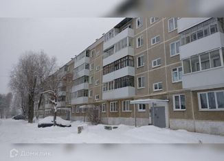 Продажа 2-ком. квартиры, 47 м2, село Бершеть, улица Ленина, 12