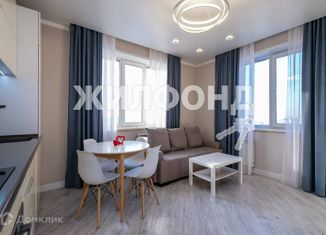Продам трехкомнатную квартиру, 55 м2, Новосибирск, Обская улица, 82, Обская улица