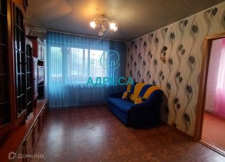 Продается 2-ком. квартира, 42.4 м2, Новый Оскол, Кооперативная улица, 2к3