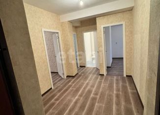 Продажа 3-ком. квартиры, 79.6 м2, Мегион, улица Нефтяников, 13