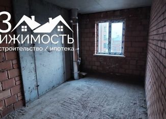 Продажа 1-ком. квартиры, 42 м2, Владикавказ, улица Алихана Гагкаева, 7А, 19-й микрорайон