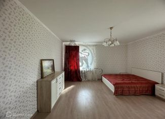 Сдам в аренду 2-ком. квартиру, 64 м2, Липецк, улица Фрунзе, 27