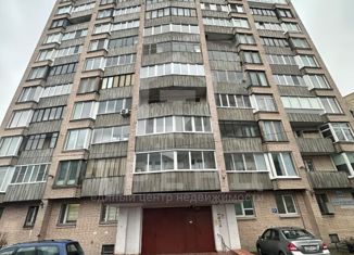 Продается 2-ком. квартира, 55 м2, Санкт-Петербург, проспект Просвещения, 66