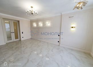 2-ком. квартира на продажу, 81 м2, слобода Подновье, Лысогорская улица, 89к3