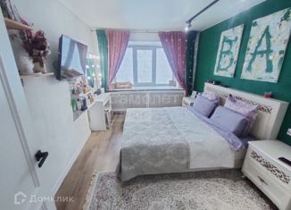 Продам 3-комнатную квартиру, 58.4 м2, Ижевск, улица Гагарина, 11, Привокзальный жилой район