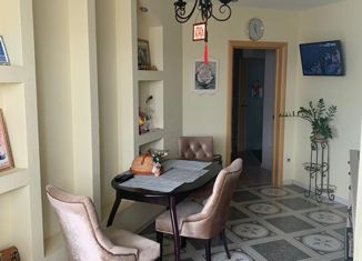 Двухкомнатная квартира на продажу, 80 м2, Ейск, улица Свободы, 36