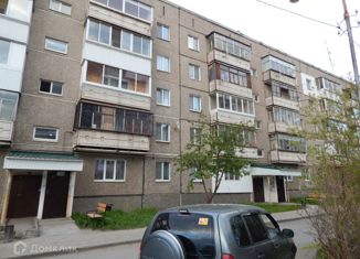 Продажа 2-комнатной квартиры, 50.2 м2, Свердловская область, улица Ермака, 30