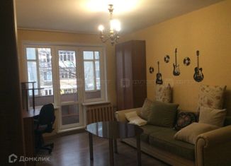 Продажа трехкомнатной квартиры, 57.8 м2, Казань, улица Восстания, 13, Ново-Савиновский район