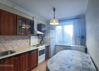 Продам 4-комнатную квартиру, 75.8 м2, Петропавловск-Камчатский, проспект Рыбаков, 3