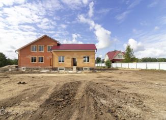 Таунхаус на продажу, 210 м2, деревня Малиновка, улица Новосёлов