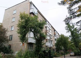 Сдача в аренду 2-комнатной квартиры, 43.4 м2, Екатеринбург, Красноуральская улица, 21к3, метро Геологическая