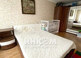 Продажа 2-ком. квартиры, 44.5 м2, Москва, улица Зои и Александра Космодемьянских, 11, метро Войковская