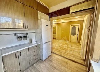 Сдача в аренду 3-комнатной квартиры, 50 м2, Пятигорск, улица Адмиральского, 51