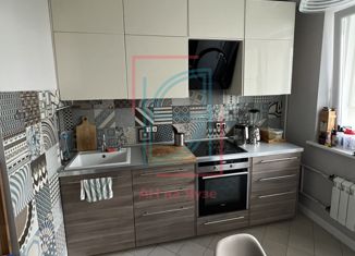 Продаю трехкомнатную квартиру, 62.1 м2, Москва, улица Декабристов, 8к1, улица Декабристов