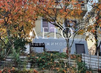 Продам дом, 80 м2, посёлок городского типа Красная Поляна, улица Мичурина, 1/1