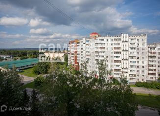 Продам 2-ком. квартиру, 43 м2, Кемеровская область, Ленинградский проспект, 39