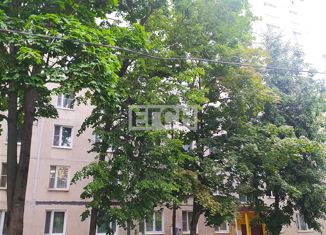 Продается трехкомнатная квартира, 61 м2, Москва, Клязьминская улица, 10к1, Клязьминская улица