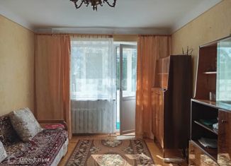 Продам 2-ком. квартиру, 44 м2, Феодосия, улица Федько, 47