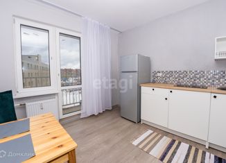 Продается 2-ком. квартира, 53.4 м2, Череповец, ЖК Современник, улица Монтклер, 10к1