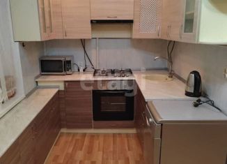 Продаю 3-ком. квартиру, 68 м2, рабочий посёлок Прохоровка, Первомайская улица, 68