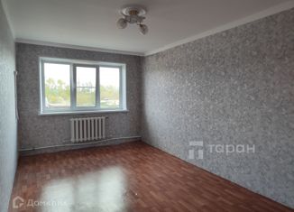 Продам 2-ком. квартиру, 43.8 м2, село Кулуево, улица 8 Марта, 13