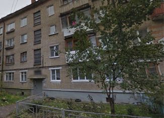 Продаю однокомнатную квартиру, 32.8 м2, Новомосковск, Комсомольская улица, 42