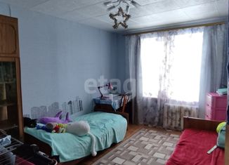 Продается двухкомнатная квартира, 48.7 м2, город Бутурлиновка, Заводская улица, 30А