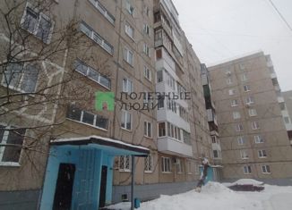 Продам трехкомнатную квартиру, 54 м2, Уфа, Интернациональная улица, 141