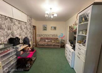 Продается 2-комнатная квартира, 40.1 м2, поселок городского типа Товарково, Октябрьская улица, 4