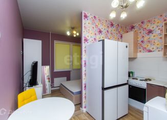 Продаю 1-комнатную квартиру, 48 м2, Сургут, улица Александра Усольцева, 15