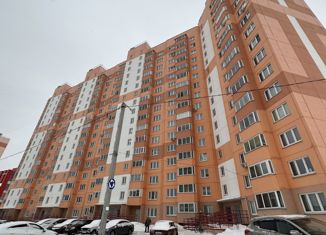 3-комнатная квартира на продажу, 85 м2, Киров, Чистопрудненская улица, 12