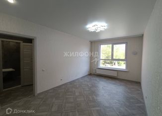Продам двухкомнатную квартиру, 37 м2, Новосибирск, улица Связистов, 162к1с, метро Студенческая