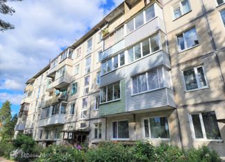 Продаю 2-комнатную квартиру, 45.1 м2, Костомукша, улица Строителей, 1