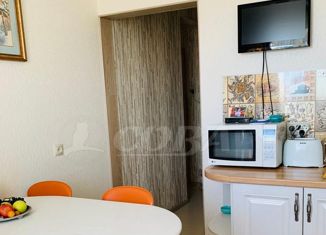 Продаю 2-комнатную квартиру, 56 м2, посёлок Московский, улица Бурлаки, 14А