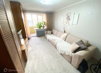 Сдача в аренду двухкомнатной квартиры, 50 м2, Владивосток, улица Борисенко, 104А